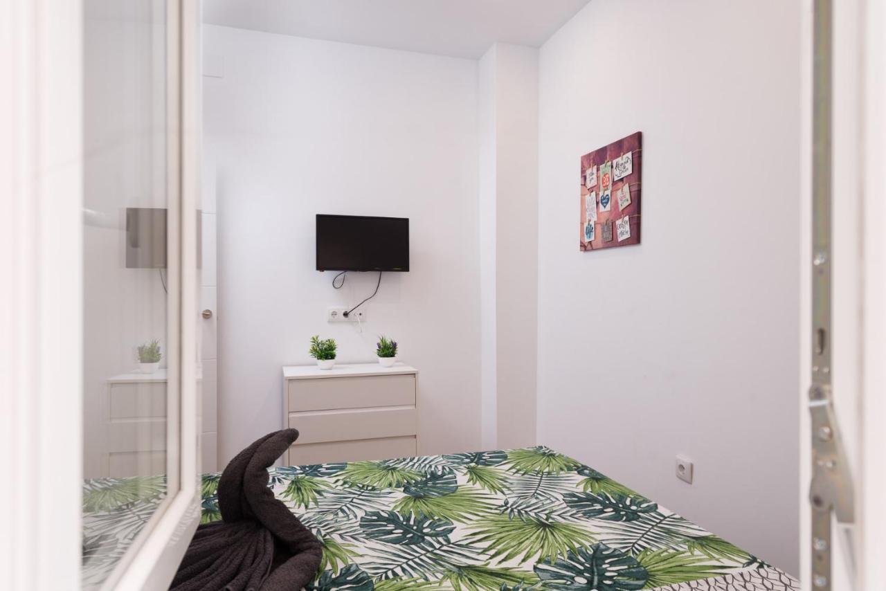 Cozy 3 Bed Apartment In The Heart Of 阿利坎特 外观 照片